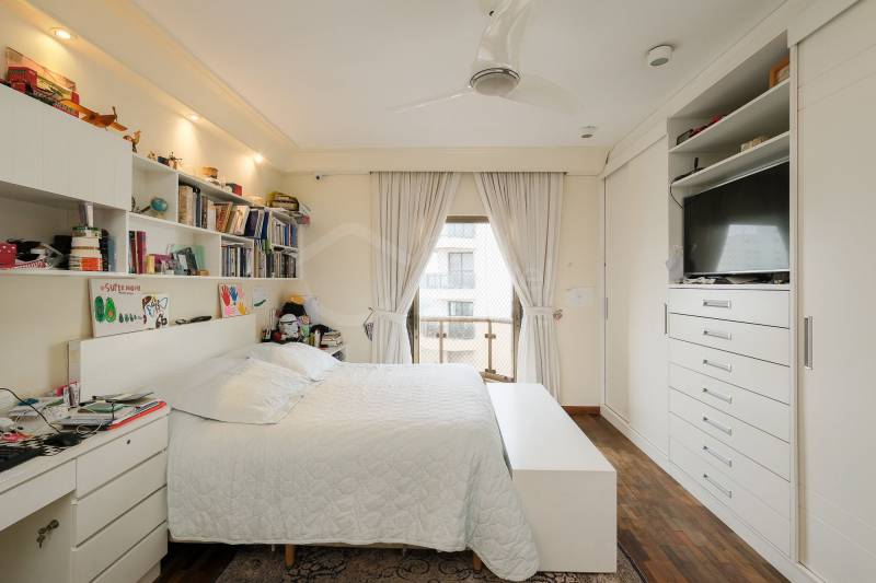 Apartamento, 4 quartos, 270 m² - Foto 20